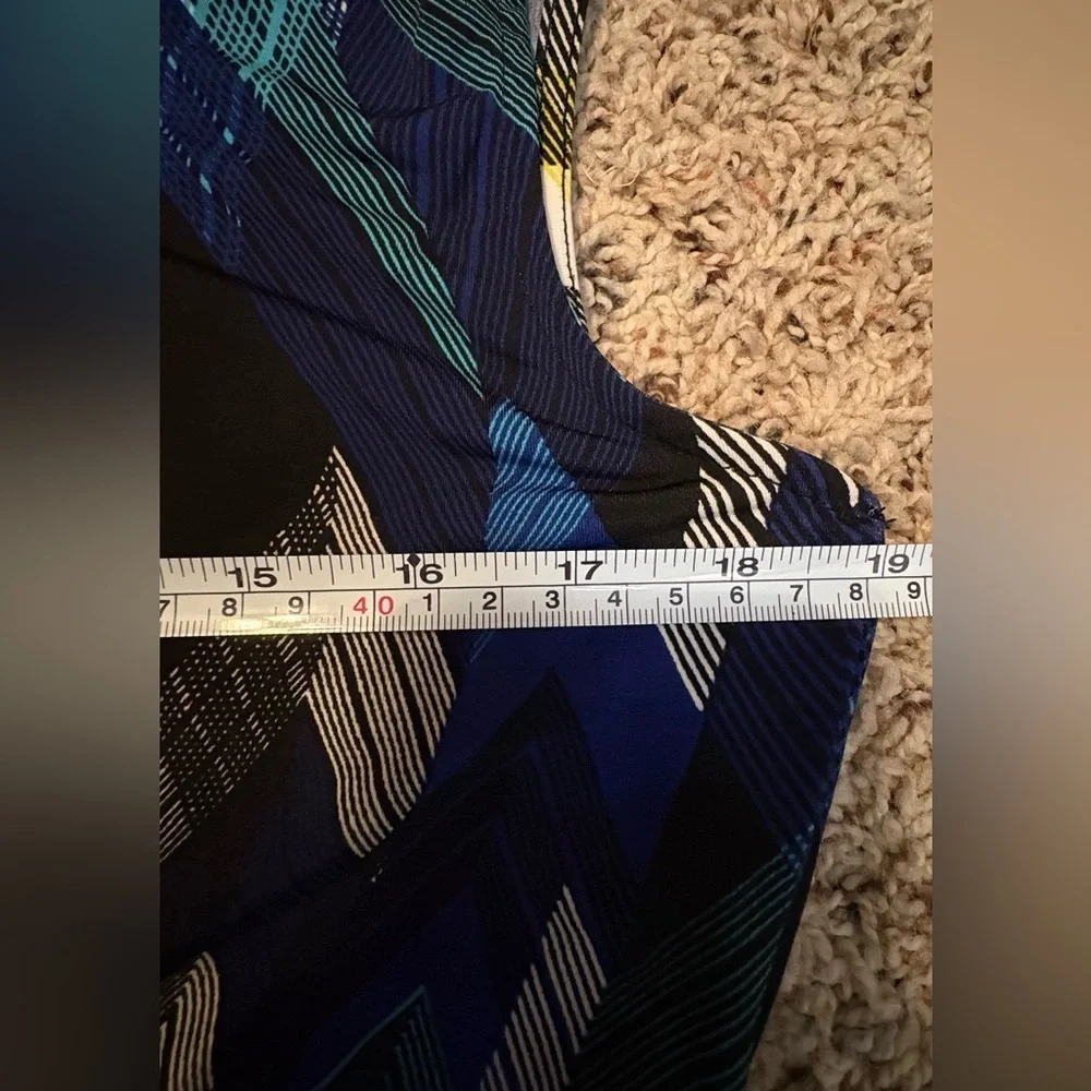 Style & Co Women's Ruched Front Top Size Large Multicolored Geometric Print - Picture 6 of 7